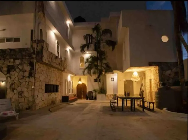 House Lounge/ Pasos De La 5Ta Av, Excelente Ubicacion Apartment Playa del Carmen 0*,  Mexico
